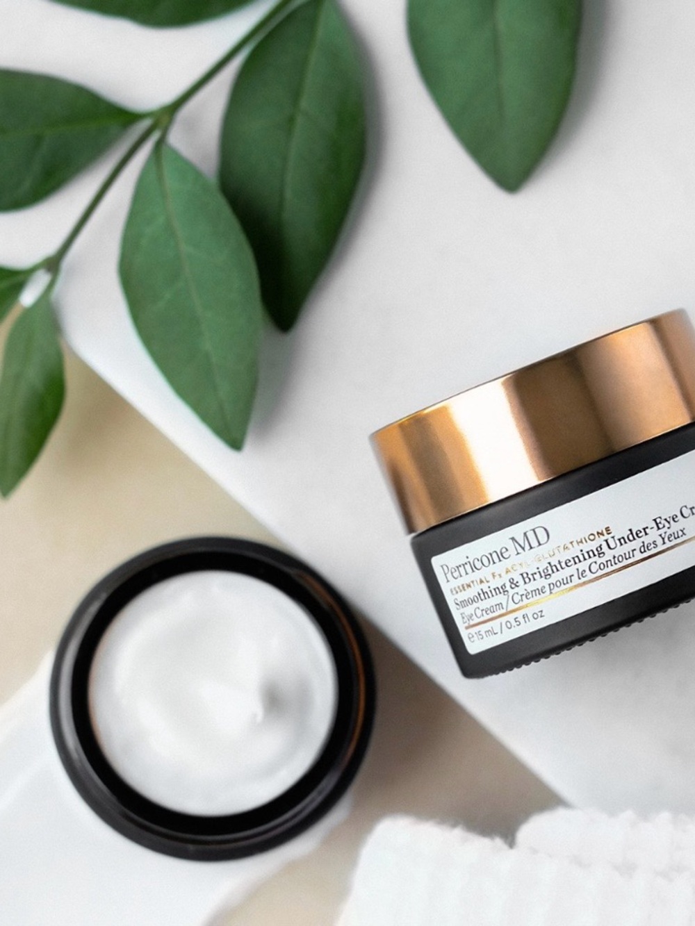 PERRICONE MD SMOOTHING & BRIGHTENING UNDER EYE CREAM - BRAND NEW in the box!